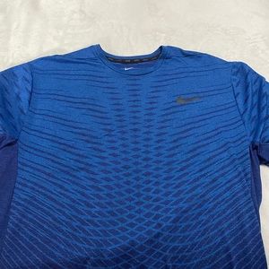 blue nike t shirt with dark blue accents
